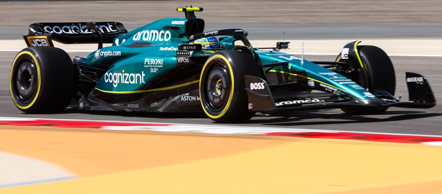 Alonso still getting used to Aston Martin F1 car's steering quirks